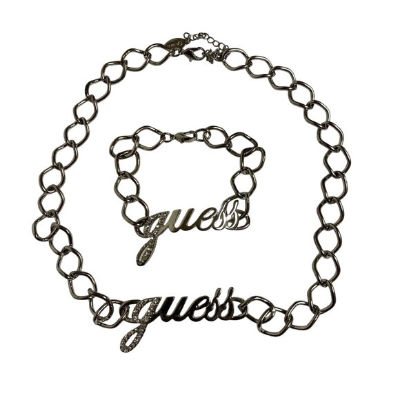 Guess Silver-Tone Chain Necklace & Bracelet Set With Rhinestone Script Logo NIB - Picture 3 of 14